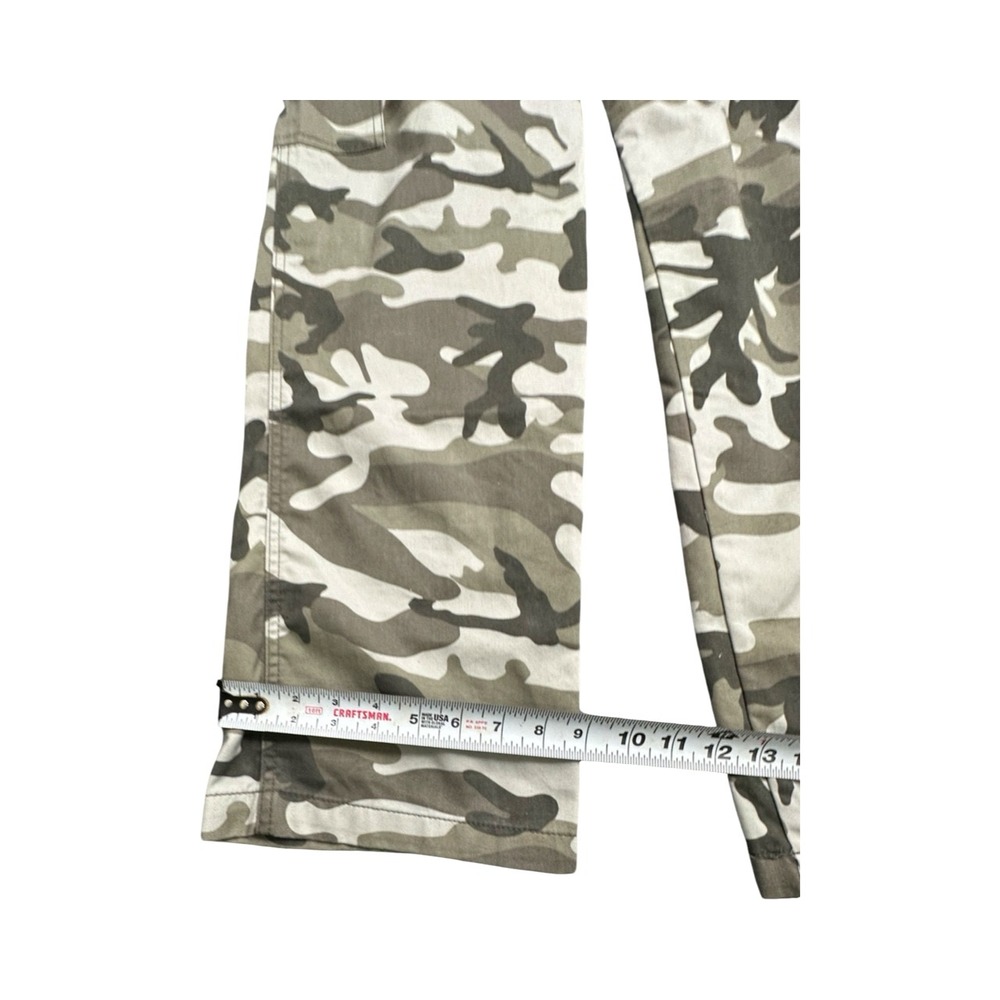 True Religion Cargo Pants Womens 26 Green Camo Wide Leg Utility Military Baggy - Picture 9 of 14